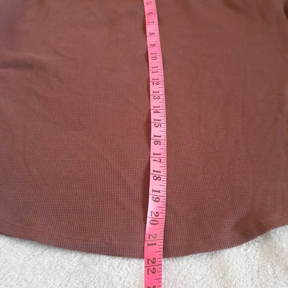 House of Harlow 1960 Women's Size S Brown Thermal Waffle Knit Off Shoulder Top - Picture 9 of 9